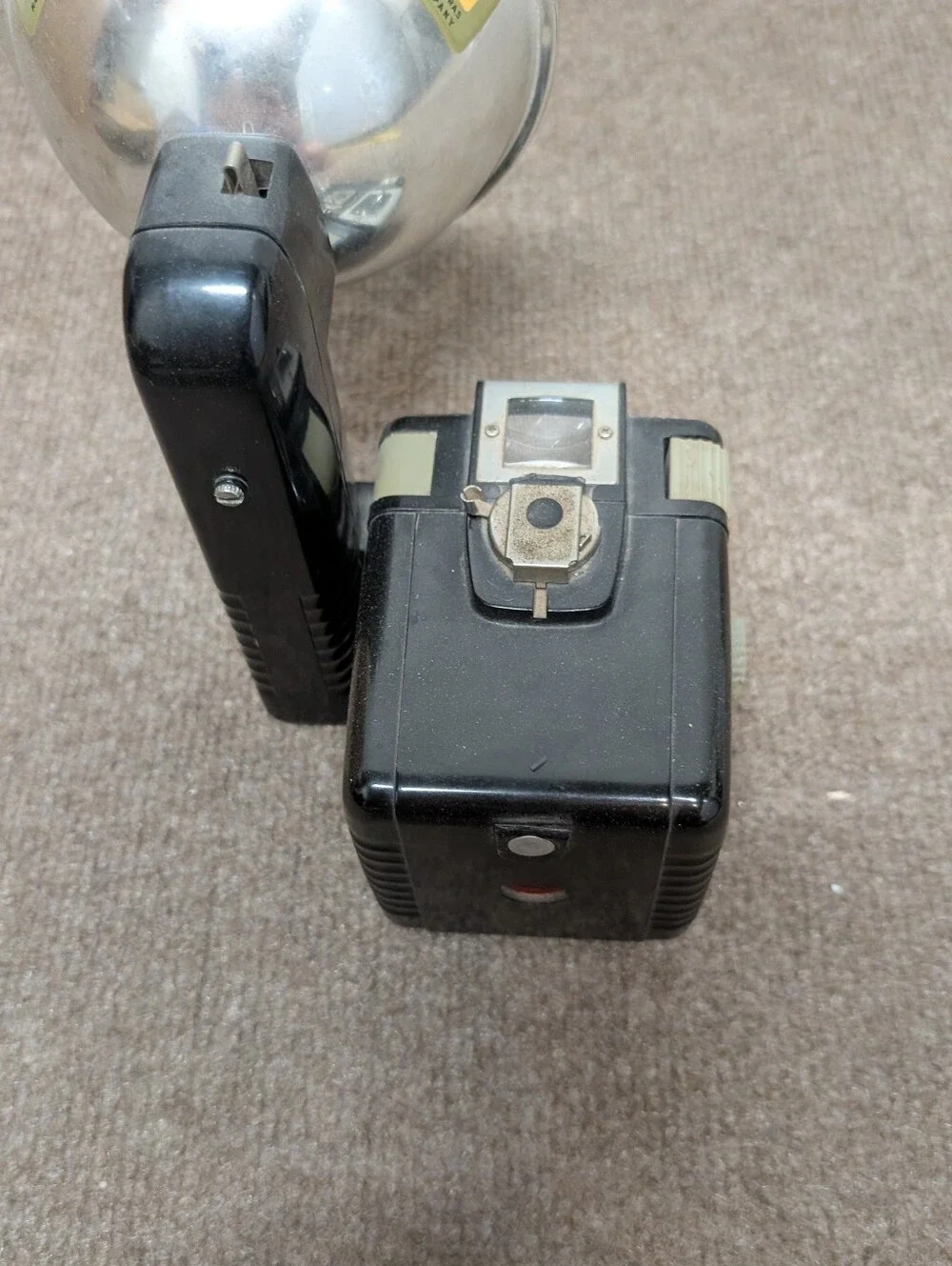Flash Vintage KODAK Brownie Hawkeye Camera w/ Large Silver Reflector 620 Film